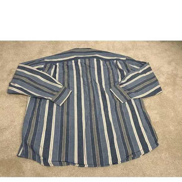 Dockers Men's Blue and White Striped Casual Shirt - Picture 10 of 10